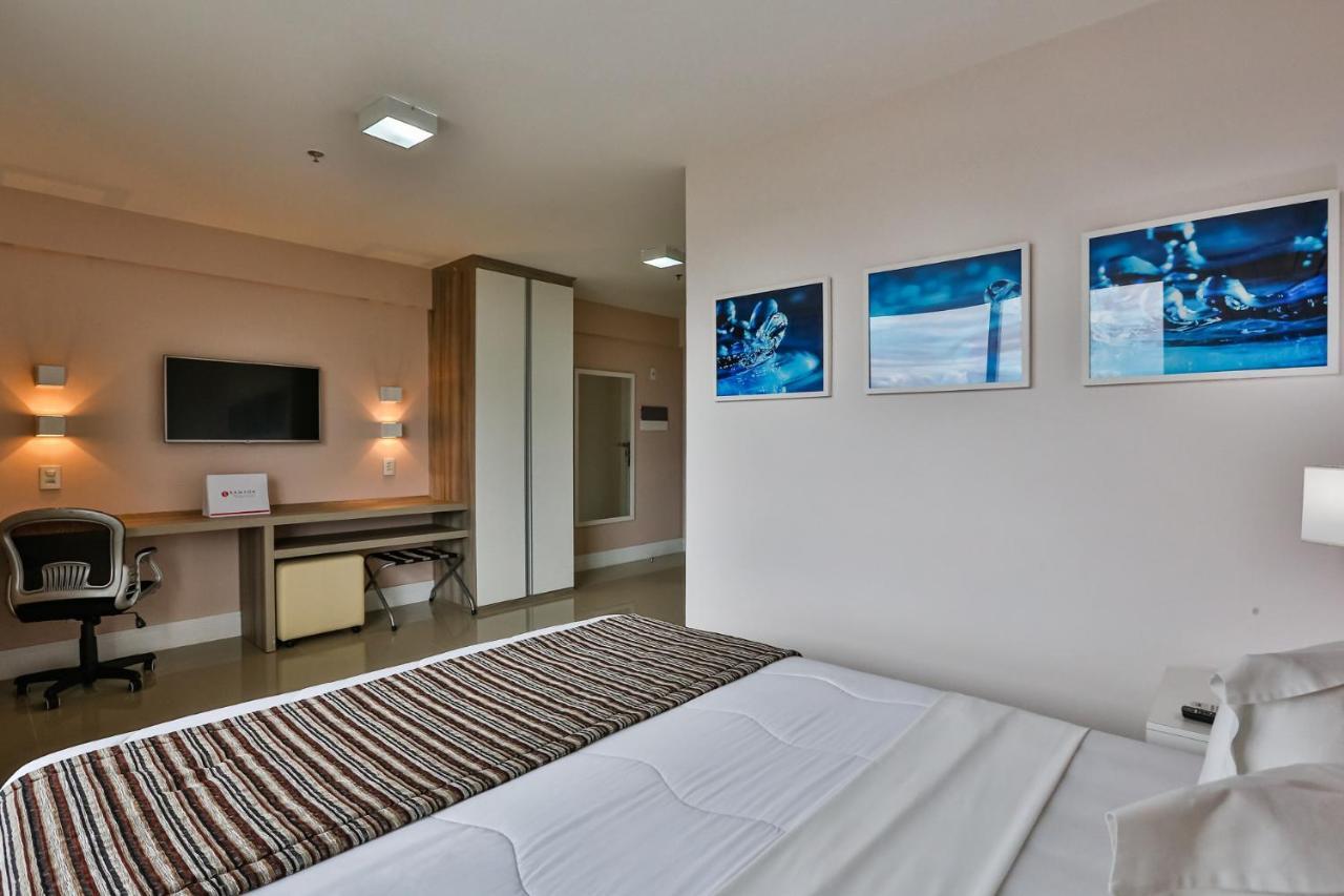 Ramada Hotel & Suites Campos Pelinca Campos dos Goytacazes Eksteriør billede