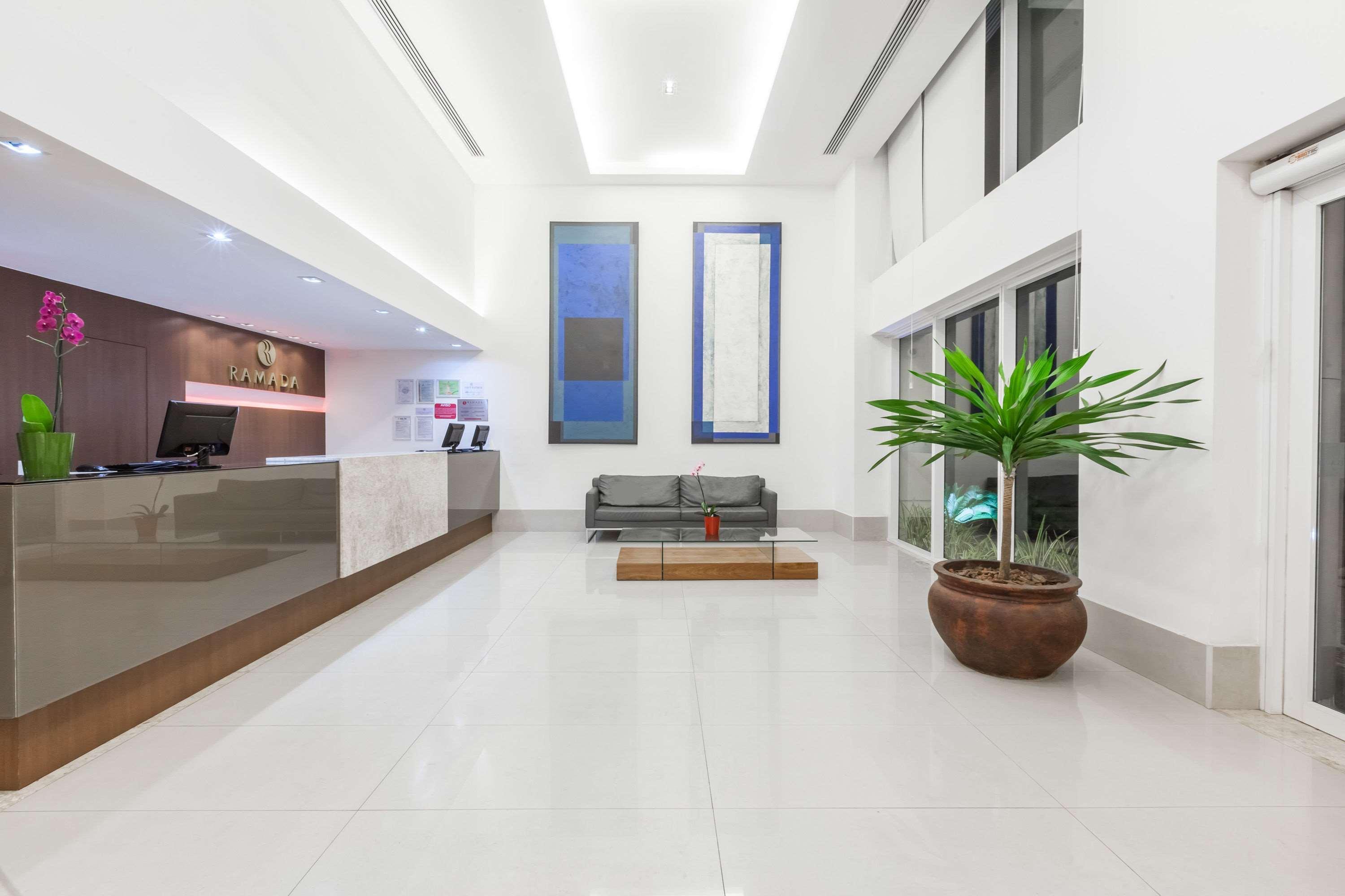Ramada Hotel & Suites Campos Pelinca Campos dos Goytacazes Eksteriør billede