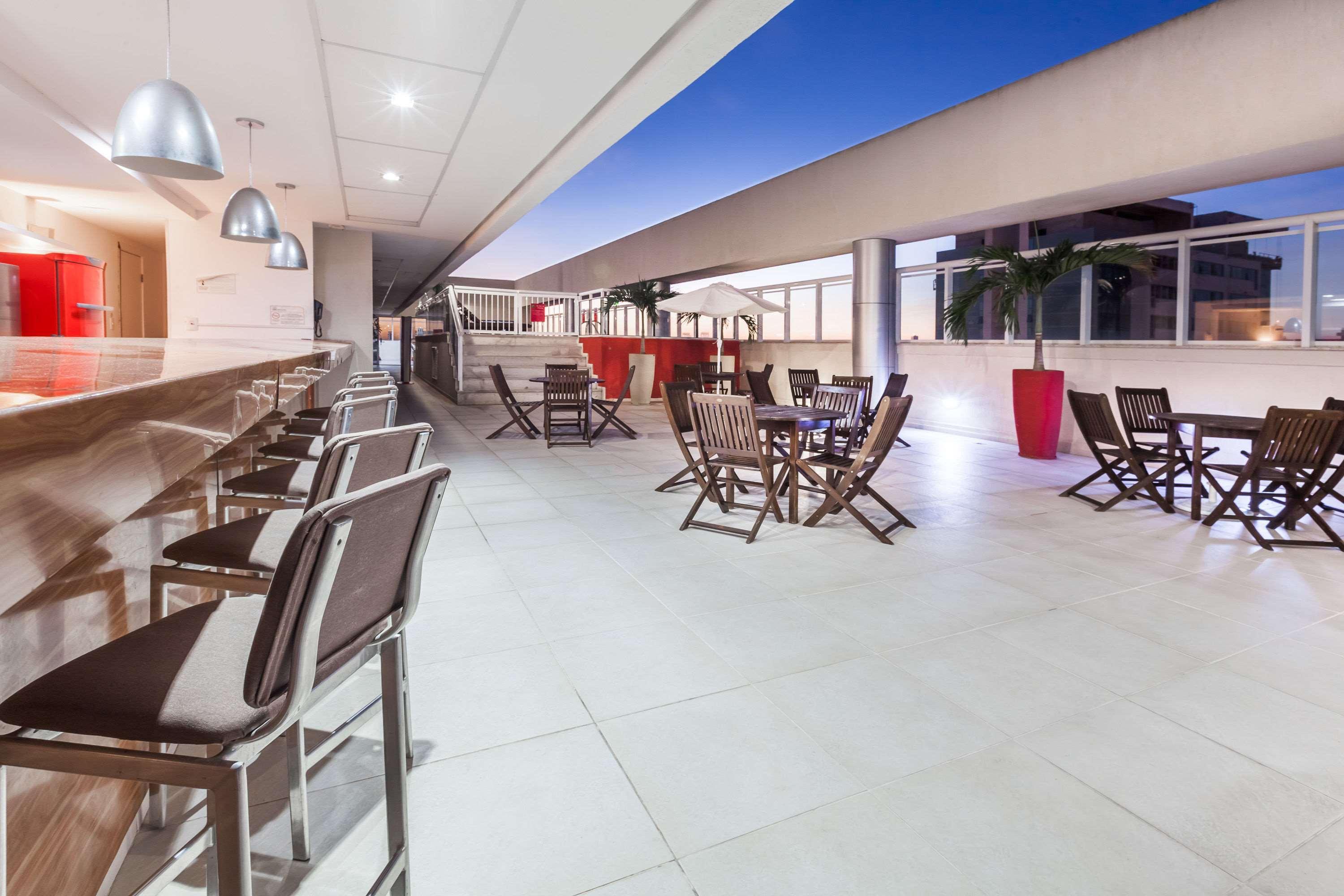 Ramada Hotel & Suites Campos Pelinca Campos dos Goytacazes Eksteriør billede