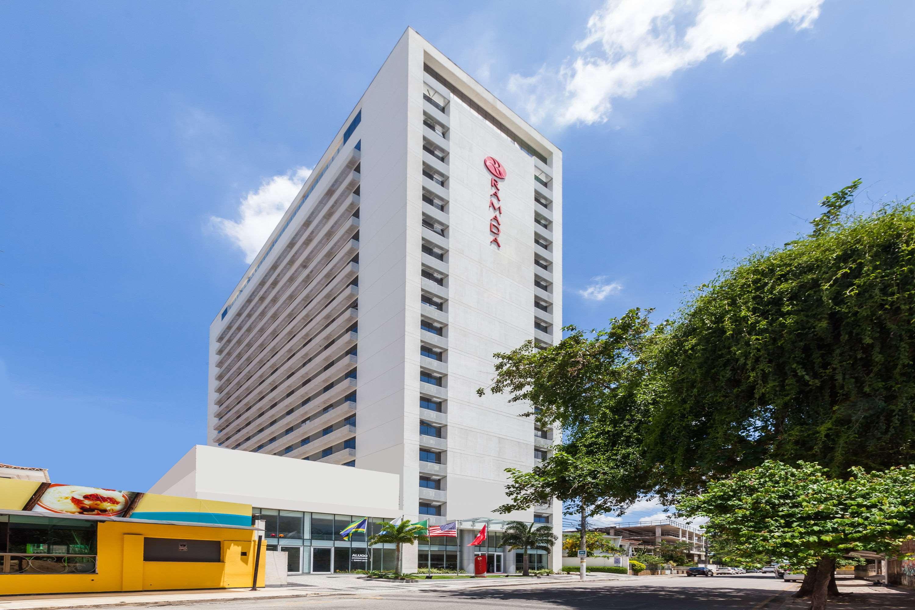 Ramada Hotel & Suites Campos Pelinca Campos dos Goytacazes Eksteriør billede