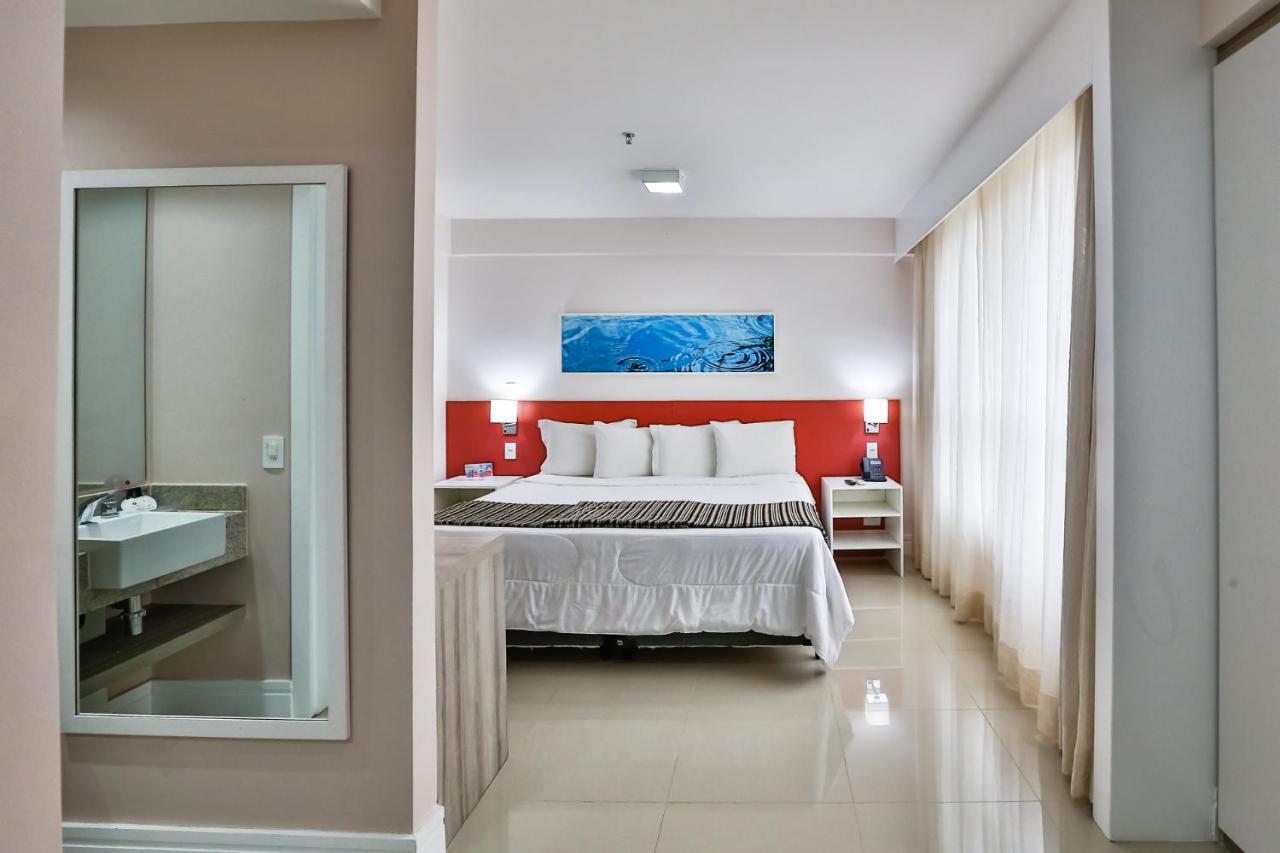 Ramada Hotel & Suites Campos Pelinca Campos dos Goytacazes Eksteriør billede