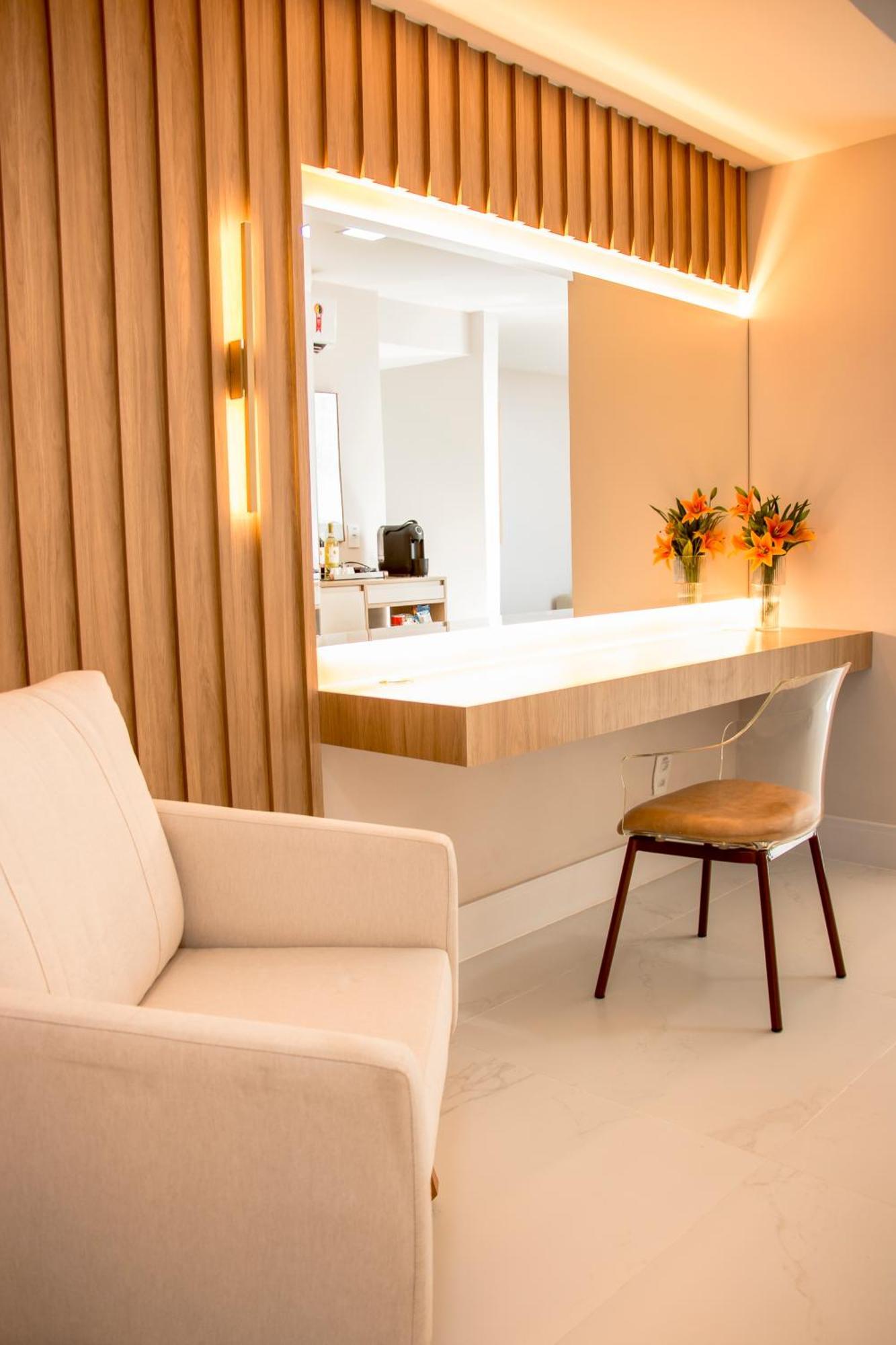 Ramada Hotel & Suites Campos Pelinca Campos dos Goytacazes Eksteriør billede