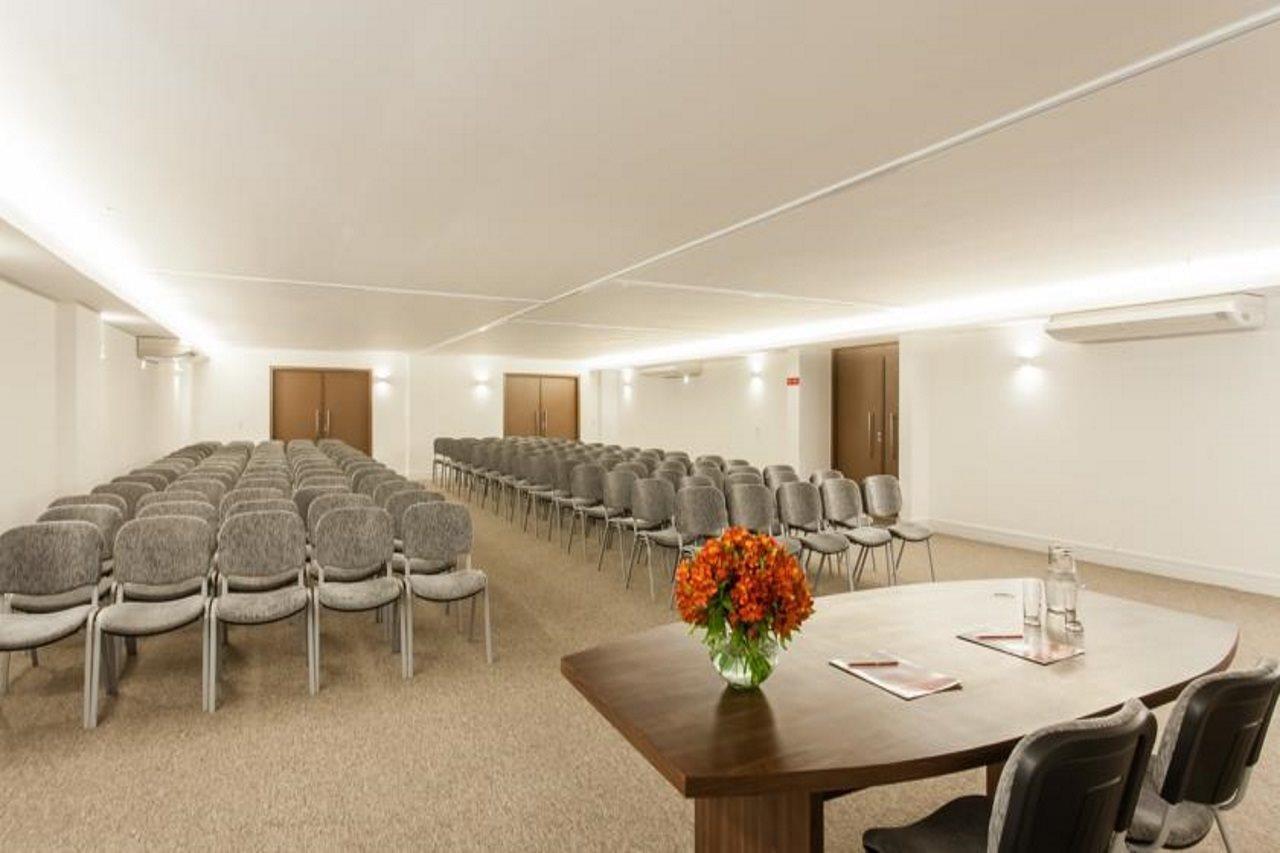Ramada Hotel & Suites Campos Pelinca Campos dos Goytacazes Eksteriør billede